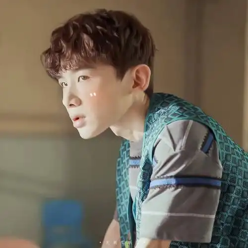 不舍的同时也期待着白敬亭下一部作品#电视剧八零九零