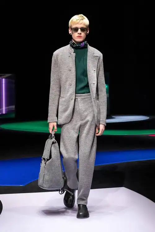 米兰时装周——emporio armani品牌时装秀