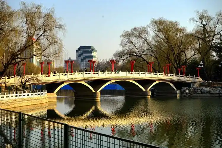 北京陶然亭公园的亭文化