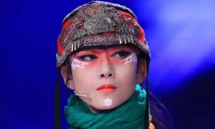 杨丽萍3000万"月亮宫"被封,外表光鲜亮丽,里面不干净