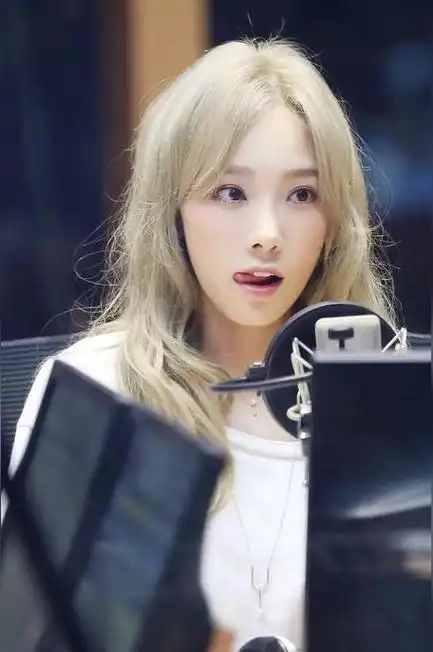 金泰妍(韩国女歌手)_石塘网