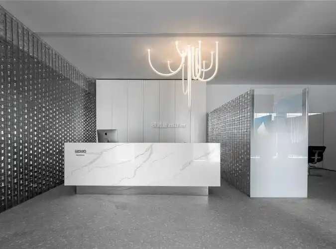 成都简约风格理发店前台装修设计图_装信通网效果图