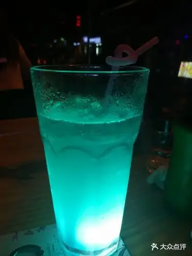后海酒吧鸡尾酒图片
