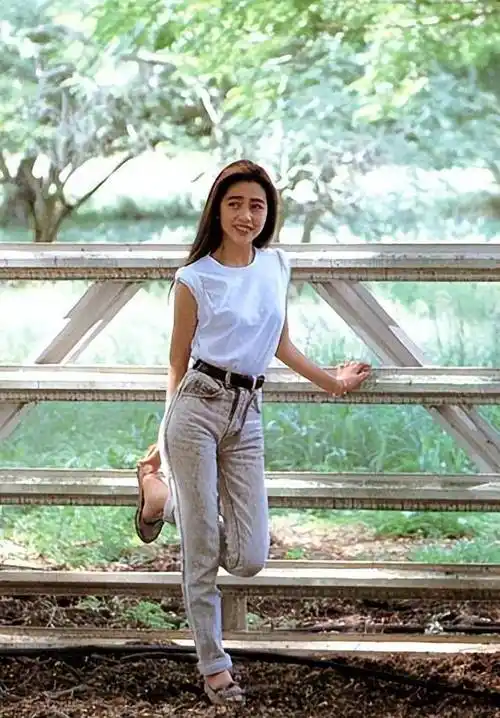 木村拓哉爱情录,他为什么与妻子工藤静香不离不弃?_伊藤香_下图_伊豆