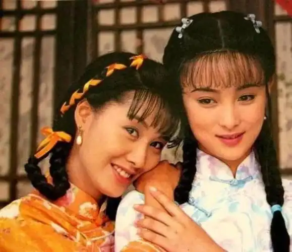 蒋勤勤:失败的恋情心痛催泪,从吴越手里抢丈夫,现在生活怎样?