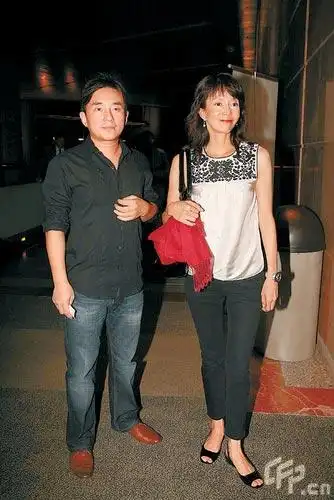 郑裕玲吕方16年情玩完长短脚之恋萌芽吉隆坡