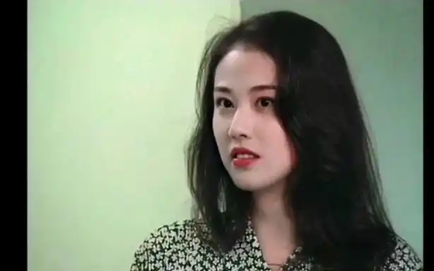 年轻时的周海媚太漂亮,港风满满