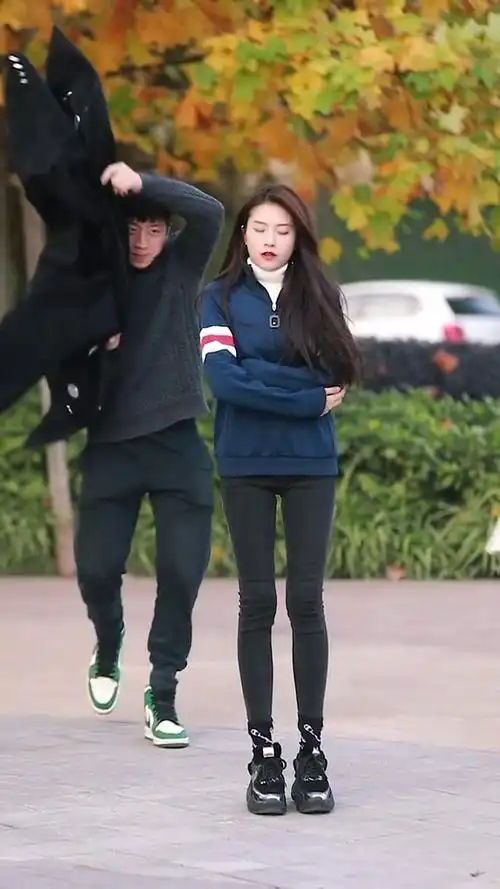 160左右的女生都喜欢180以上的男生么