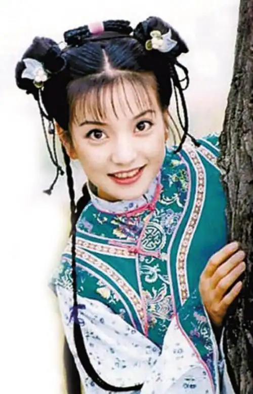 重温《还珠格格》终于懂了:为何小燕子给女儿取名南儿,紫薇不配