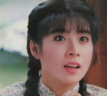 小时候父母喜欢看的琼瑶剧,有很多都是岳翎主演的,例如《青青河边草》