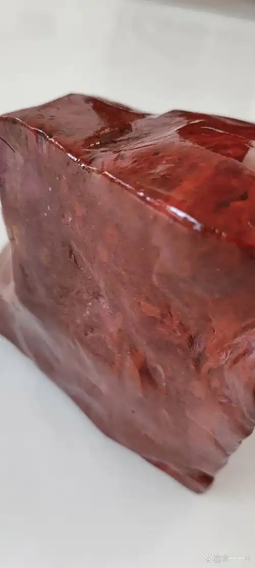 昌化硬地鸡血石原石摆件.