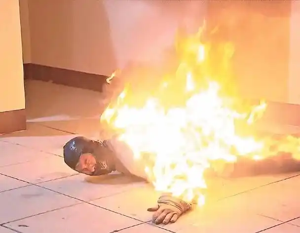 tvb火烧特技人持续发酵 朱晨丽被激怒引发骂战获绯闻男友力撑