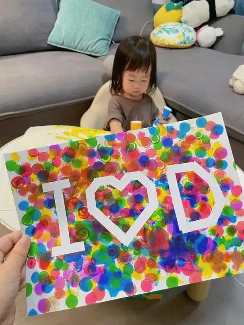 小月龄宝宝也可以完成的父亲节手工礼物