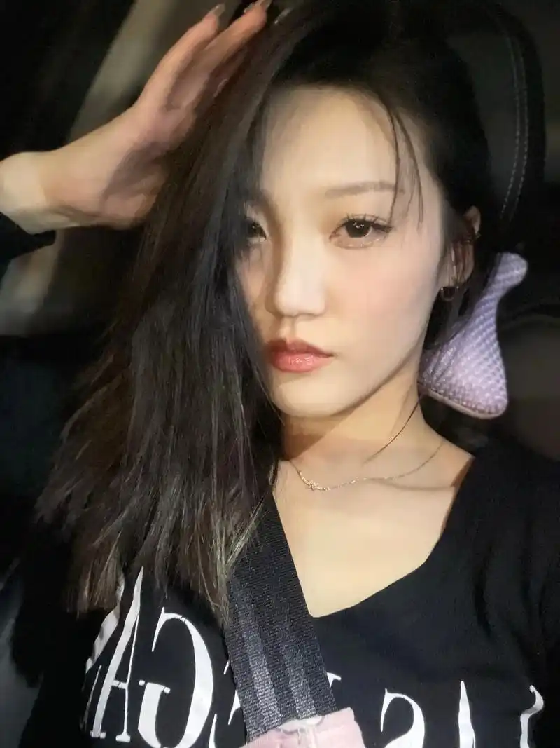 美丽坏女人 #分享照片 人们的追求真的廉价～ - 抖音