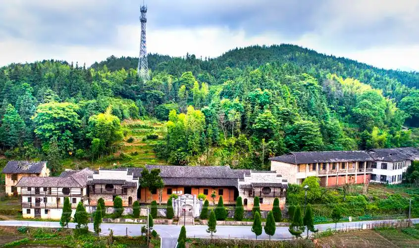 《湘鄂赣革命根据地》组照8张