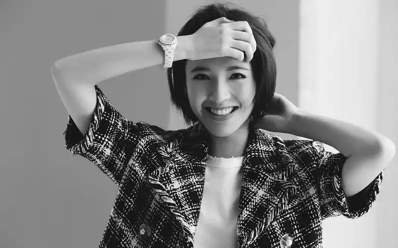 唐艺昕时尚黑白高清桌面壁纸_大陆明星_壁纸下载_美桌网