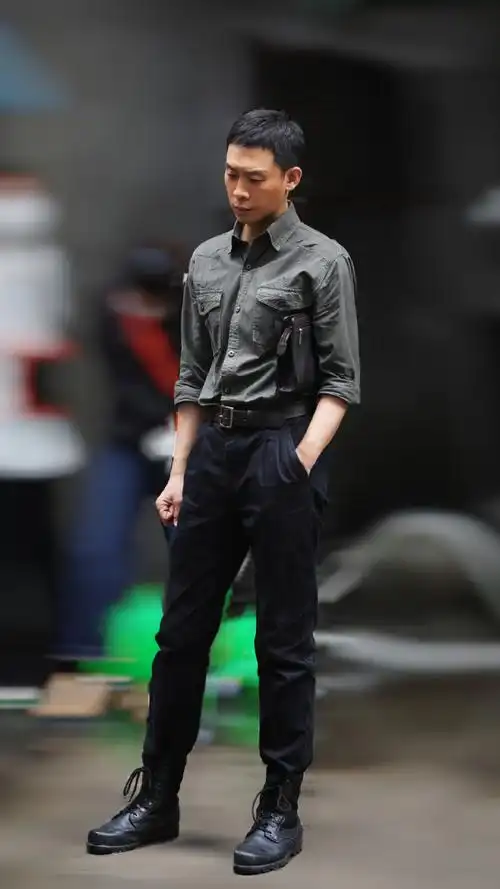 三大队##三大队 张译把警服焊在了心上