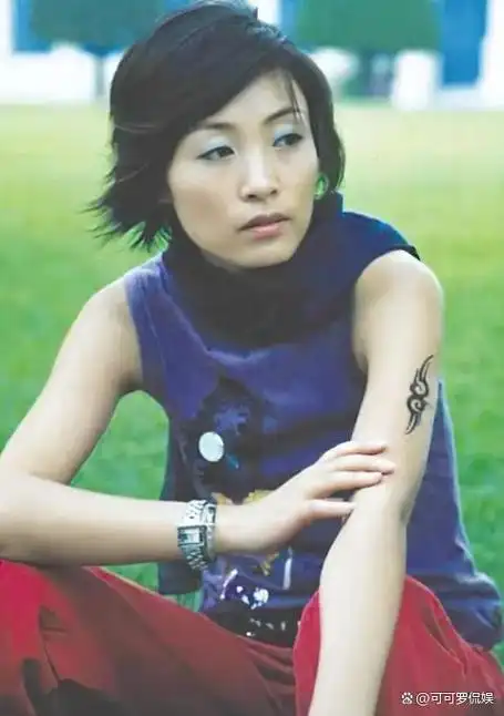 从佩服他的毅力变成对他有些争议的"狂妄",如今杨坤的境遇如何