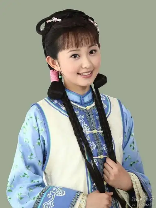 孙耀琦曾为"小燕子"候选人 形象出众惹人怜爱