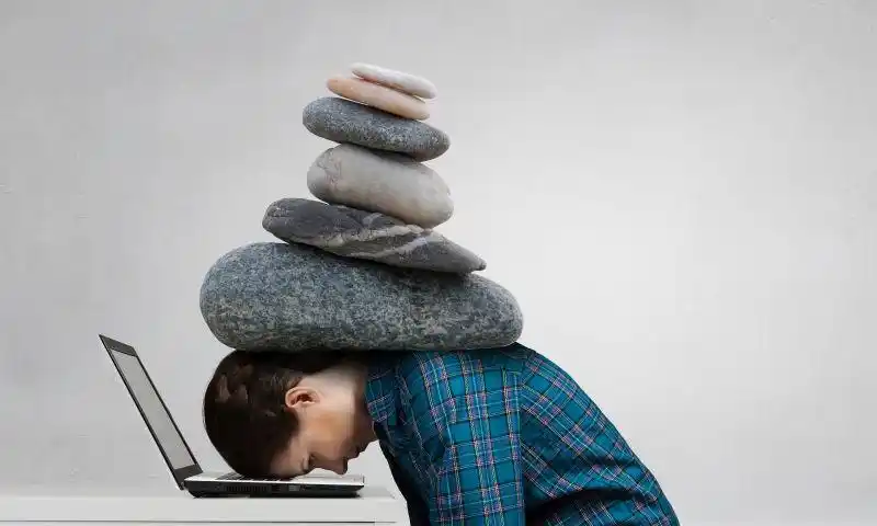 压力重重的女性