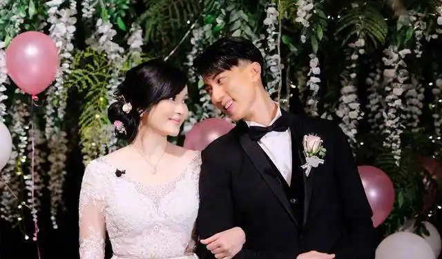 有一种幸福叫做吴尊求婚林丽吟,下辈子你还愿意嫁给我吗?