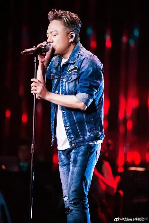 《歌手2》第二期:结石姐再度碾压全场,获二连冠平迪玛希纪录