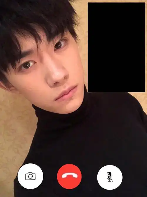 奉上易烊千玺的p图素材0202四字弟弟女友在吗出来视频0202