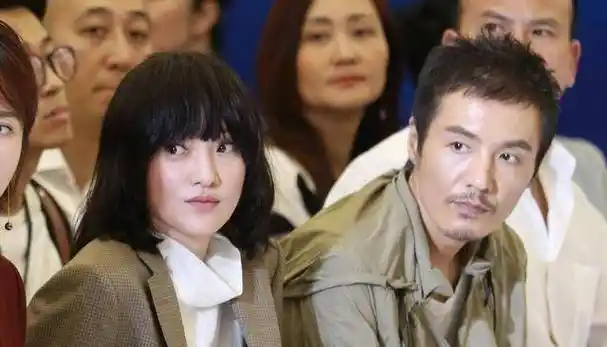 周迅:27年荒诞爱情,"小三上位","劈腿"8段爱情令人心疼_高圣远_窦鹏