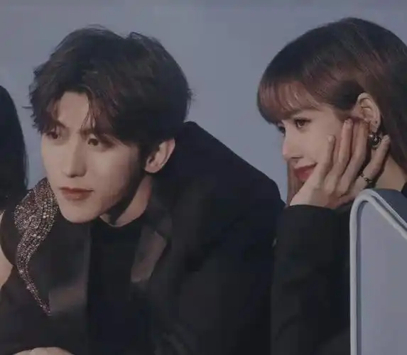 蔡徐坤lisacp粉不光国内火爆,海外粉丝更疯狂,油管播放量惊人!