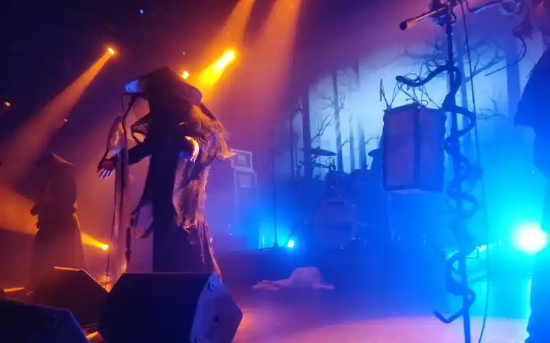 葬尸湖乐队2019112livehouse现场