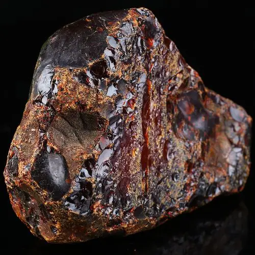 31.26g 【强荧光】收藏级精美带皮琥珀原石