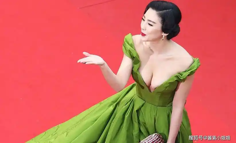 张雨绮不光魔鬼身材性感火辣!