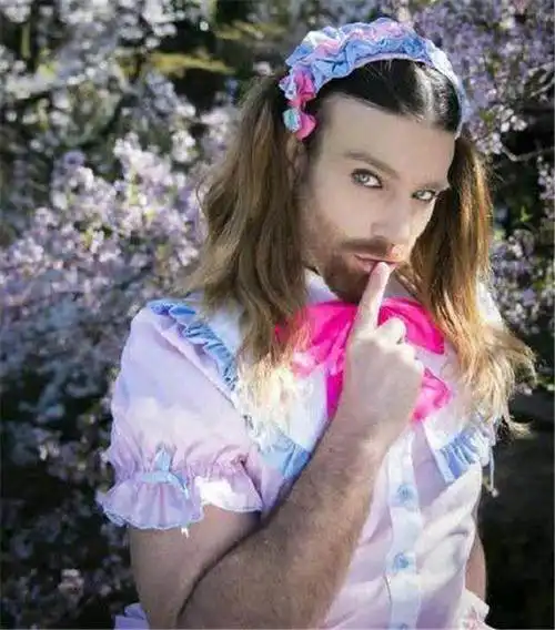 和平精英王小歪被女装大佬骗了还要拉朋友垫背过程太搞笑