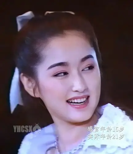 原创杨钰莹冻龄图鉴,被岁月宠爱着的甜美女神,续写三十年不老传奇