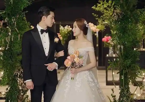 要是朴叙俊和朴敏英就像这韩剧一样,能结婚在一起那该多好啊_金秘书