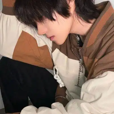 男头真人帅气高清照片冷酷个性男生超酷微信头像图片大全