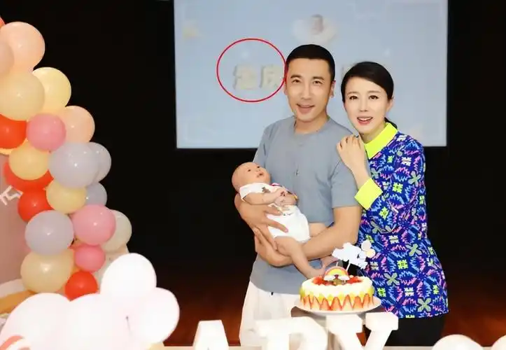 著名女演员颜丹晨:44岁勇敢给小丈夫生子,曾因最美嫦娥走红