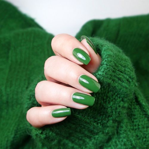 opi苹果免烤持久快干显白绿色草木指甲油圣诞甲油胶