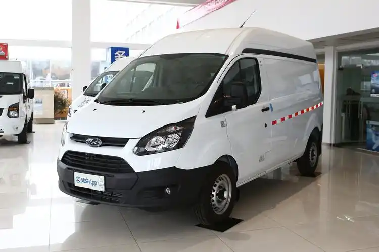 2019款全顺20t手动中轴中顶厢式运输车3座柴油国vi