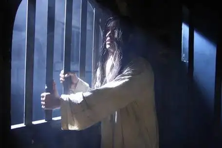 和珅的家仆,财力超所有官员仅次于和珅,和珅死后被狱卒虐待致死