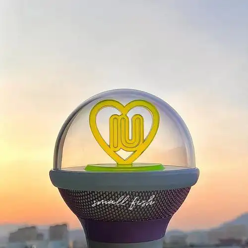 凌晨的首尔还下着暴雨 到了下午演唱会开始前 美丽的落日就如约而至