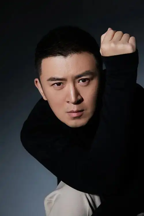 专访郭家铭是演员也是钢琴家憨憨太子实力圈粉