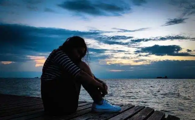 失去自我的爱情,会活得很卑微