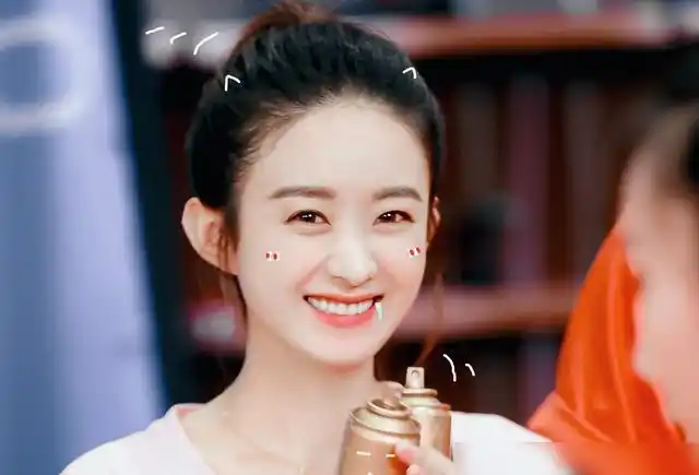 女星月牙笑合集,欧阳娜娜治愈,赵丽颖甜美,迪丽热巴超级nice