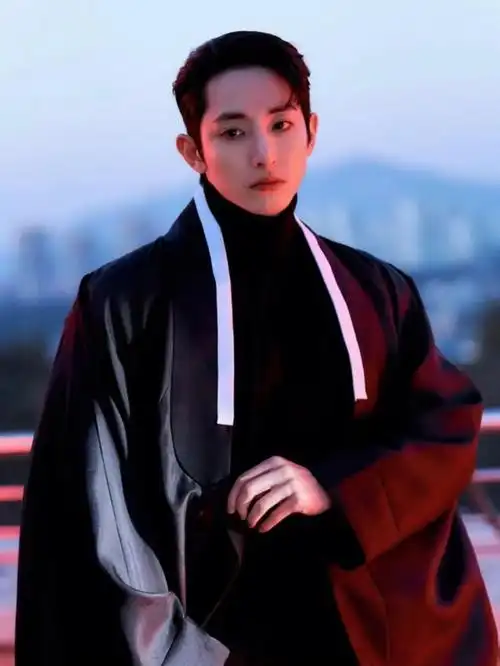 李洙赫--始于颜值 陷于人品 100%男友