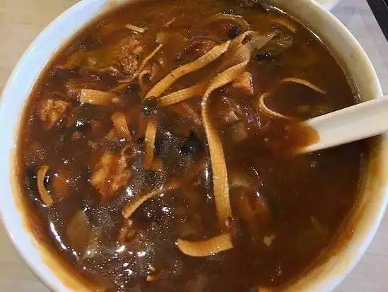 洛阳当地美食――胡辣汤