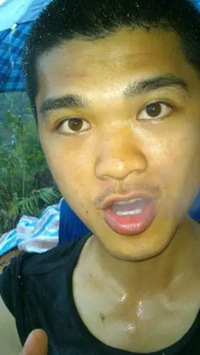 25岁男 没有恋爱经验 没女朋友 算正常吗