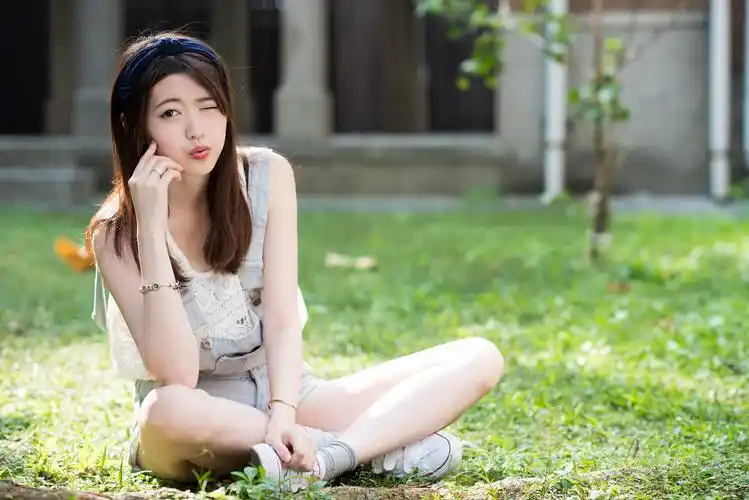 台湾美女大学生孙兹清纯校花高清电脑桌面壁纸(二)