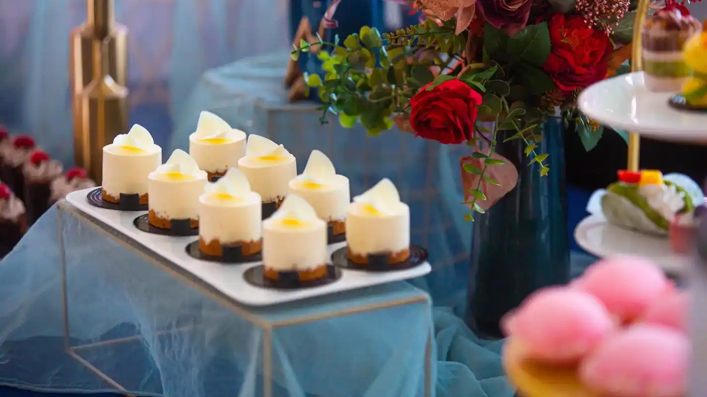 范范烘焙作品～阜阳最好吃的甜品店  蓝城陶然里开放精致甜品台 - 抖