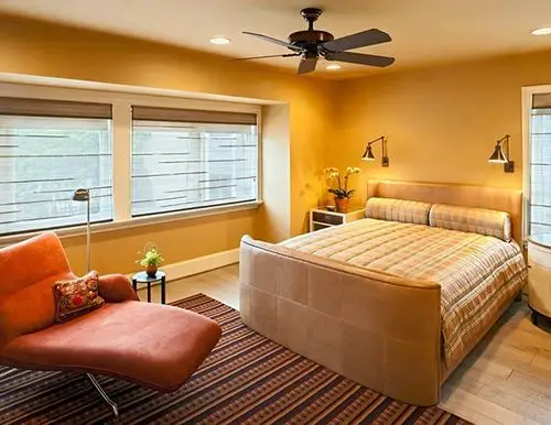 1,冷暖色调结合      暖色系的红色往往与其他暖色系搭配,但是